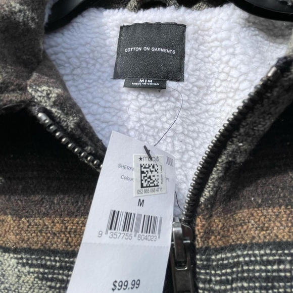 Cozy tribal pattern Cotton on Garments zip up jacket with tags M - Picture 3 of 5